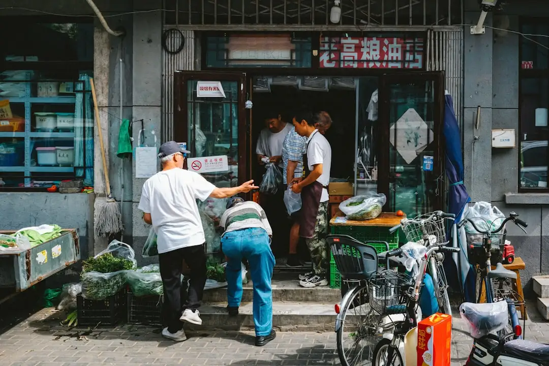 智能锁与机械锁安装成本对比分析——以沣东新城锁之芯服务为例